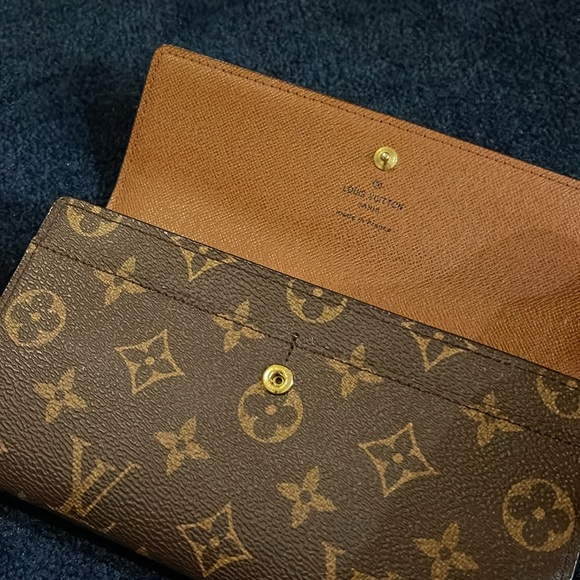 LOUIS VOUITTON Sarah Wallet - Imitation - Mint Condition - Picture 5 of 6